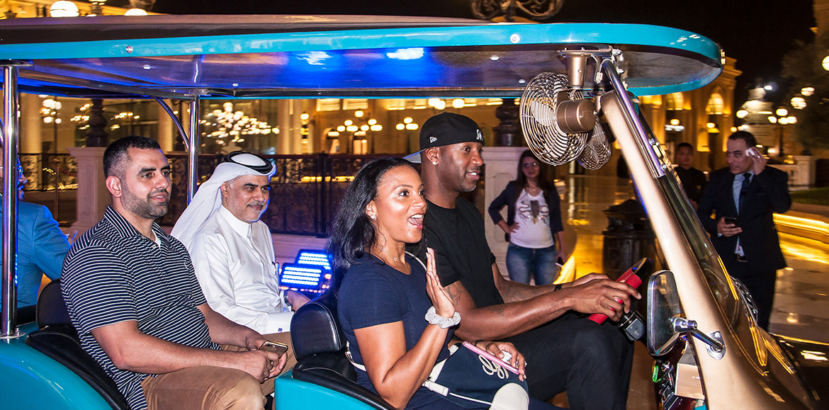 Slider NBA Legends visit